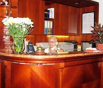 Ferraro Hotel