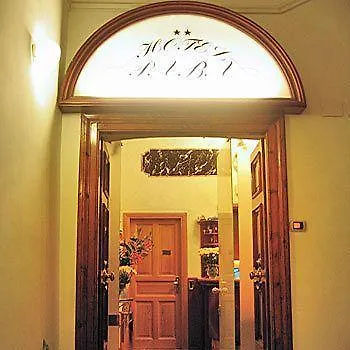 Ferraro 2*