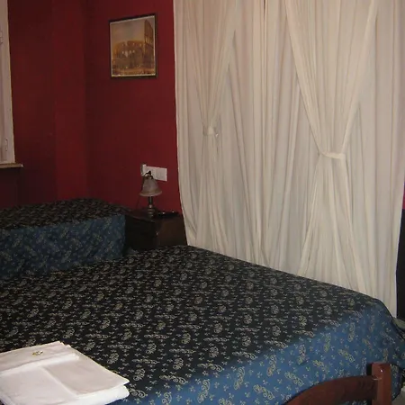Hotel Ferraro 2*