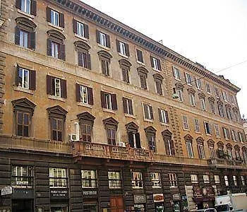 Ferraro Hotel