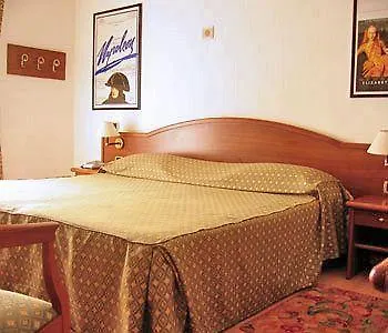 Ferraro 2* Rome
