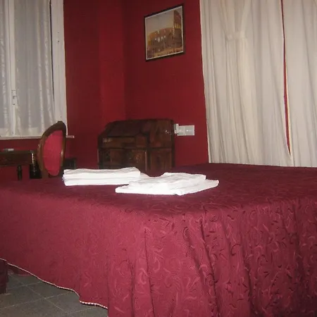 Ferraro 2* Rome
