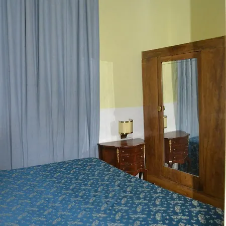 Hotel Ferraro 2*